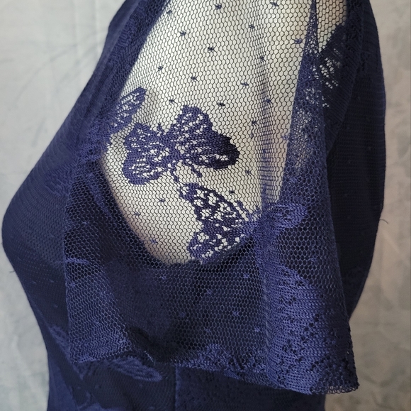 Shein lady's butterfly 🦋 lace dress... id#002 - Picture 3 of 7
